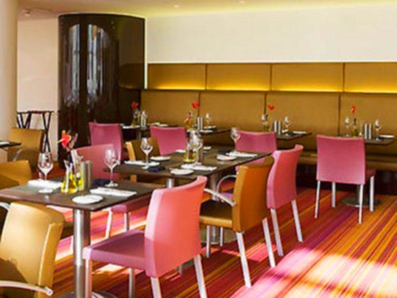 Novotel Bucharest City Centre Restauracja zdjęcie